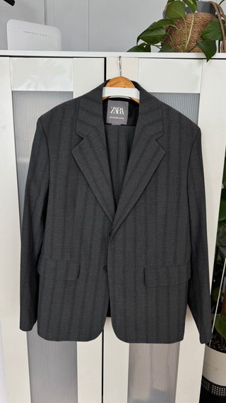 Traje Zara Raya Gris Talla M
