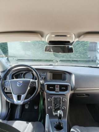 Volvo V40 2015