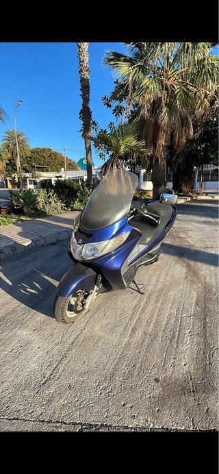 Suzuki Burgman 250  Azul