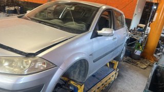 Renault Megane II Berlina 5P Despiece