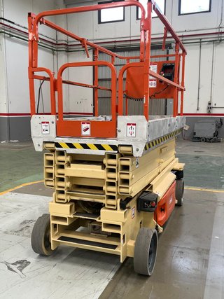 Plataforma Elevadora JLG 3246