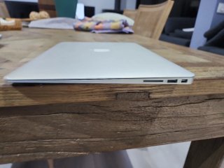 MacBook Air 2017 Plata. Tengo 2