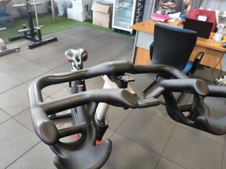 Bicicleta de Spinning Tomahawk 07