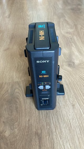 Sony BC-M50 Cargador Profesional Doble V-Mount
