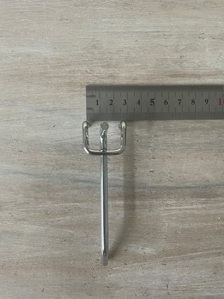 5 Ganchos simples para panel perforado