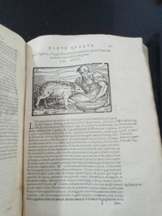 Libro Historia Pergamino 1616