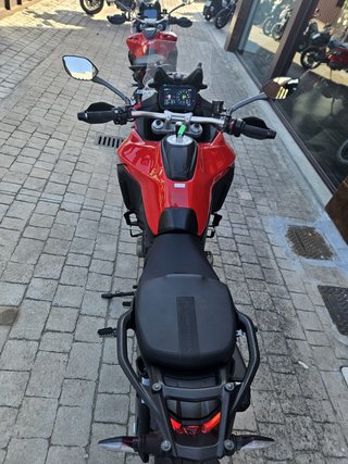 Ducati Multistrada V4S Roja