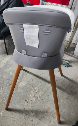 Trona de bebé gris con bandeja Ezebaby