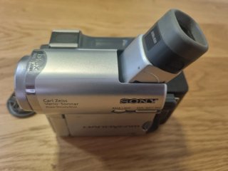 Videocámara Sony DCR-HC14E + Accesorios