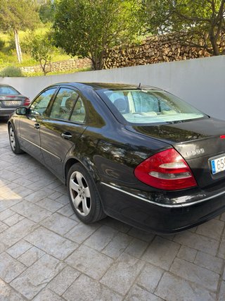 Mercedes-Benz Clase E 2004