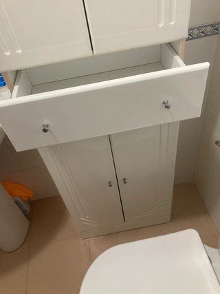 Mueble de baño blanco