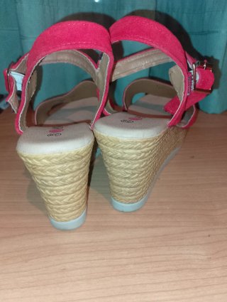 Alpargatas ANA Rojas Talla 39