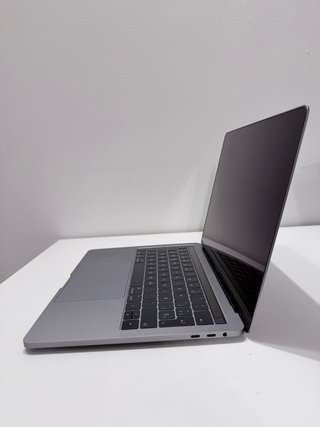 MacBook Pro 13 Touch Bar i5