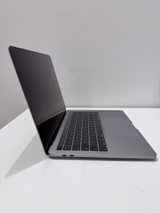 MacBook Pro 13 Touch Bar i5