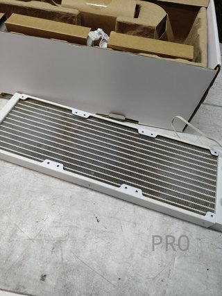 Refrigeración líquida CPU - Sharkoon