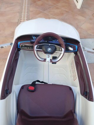 Coche eléctrico BMW para niños
