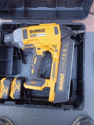DEWALT DCN890 XR 18V