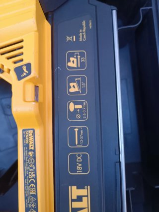 DEWALT DCN890 XR 18V