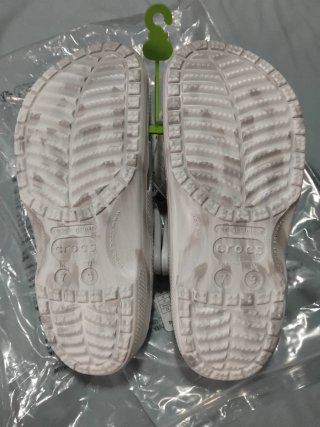 Crocs Baya Marbled Clog Talla 39-40