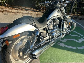 Harley-Davidson V-Rod Plata