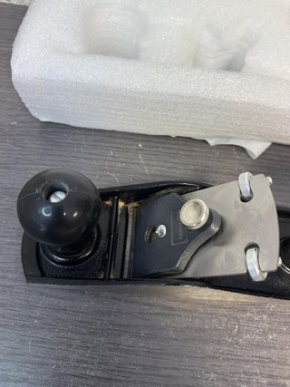Cepilladora manual Amazon Basics
