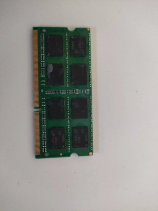 Crucial 8GB DDR3L-1600 SODIMM RAM