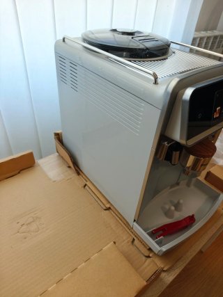 Cafetera Philips Aromis LatteGo Superior a la 5500