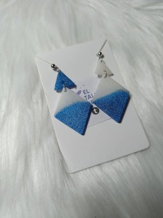 Pendientes Geometría Azul y Blanco