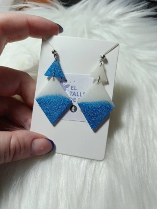Pendientes Geometría Azul y Blanco
