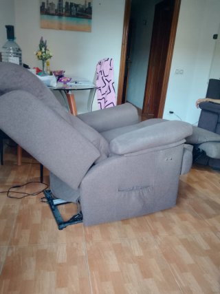 Sillón eléctrico gris tela