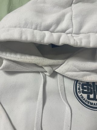 Sudadera blanca con capucha STWD (Pull & Bear)
