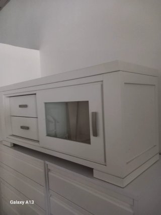 Mueble TV blanco madera