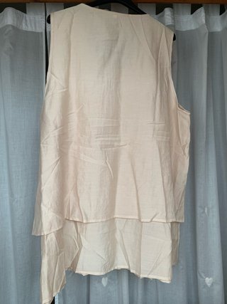 Blusa raso sin mangas rosa