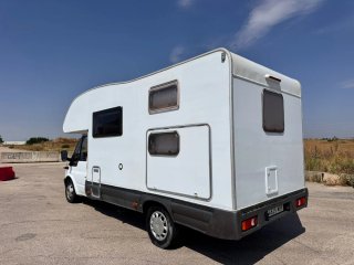 Autocaravana Ford Transit 2.4TDCI