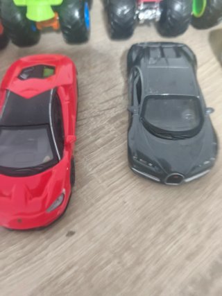Lote de coches de juguete