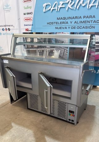 Vitrina refrigerada Infrico revisada