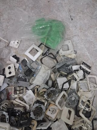 Mecanismos eléctricos variados