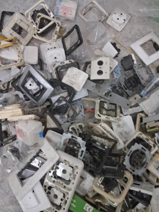 Mecanismos eléctricos variados