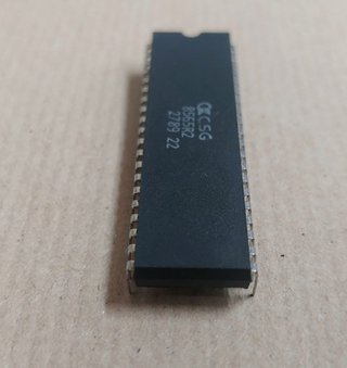 Chip Video CSG 8565R2 (Vic-II PAL)  Commodore 64C