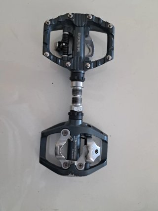 Pedales Shimano Plataforma y Cala