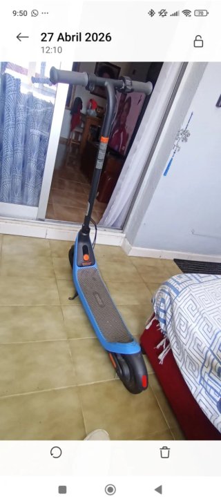 Patín Eléctrico Ninebot Azul
