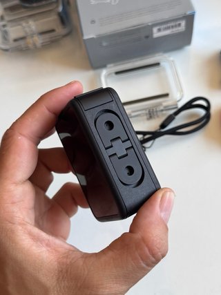GoPro Hero 10 Black + Batterie/Accessori