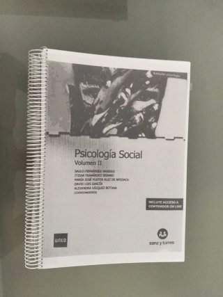 Libros del primer cuatri de Psicología - UNED