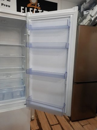 Nevera Beko con garantía y transporte