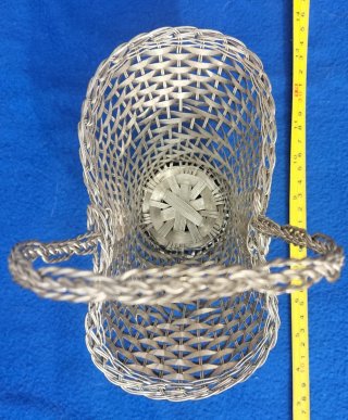 Cesta portabotellas vino vintage metal plateado