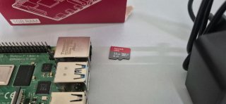 Raspberry Pi 4 1GB con Cargador y SD 32GB