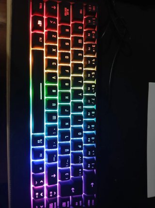 Teclado 60% RGB - Bom Estado