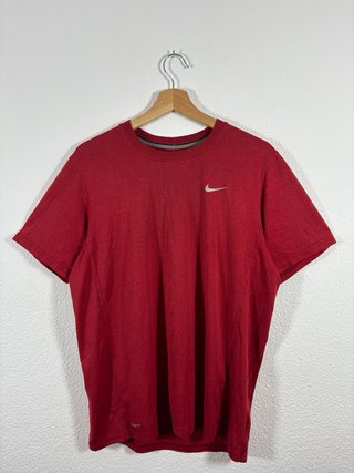 Camiseta Nike Roja