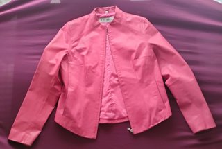 Dos cazadoras de piel talla 42 chulísimas 35 € ud.