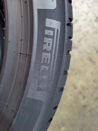 2 Neumáticos 225/45 R18 Pirelli
